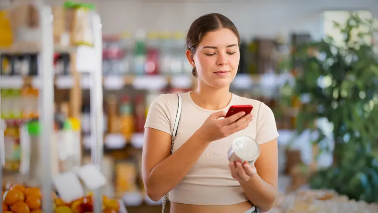 a woman shopping with smartphone