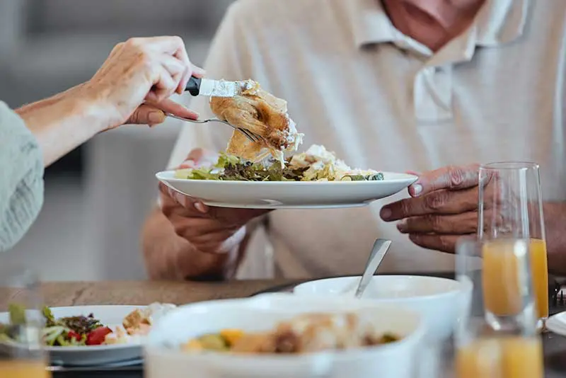 The-sight-of-putting-food-on-a-plate